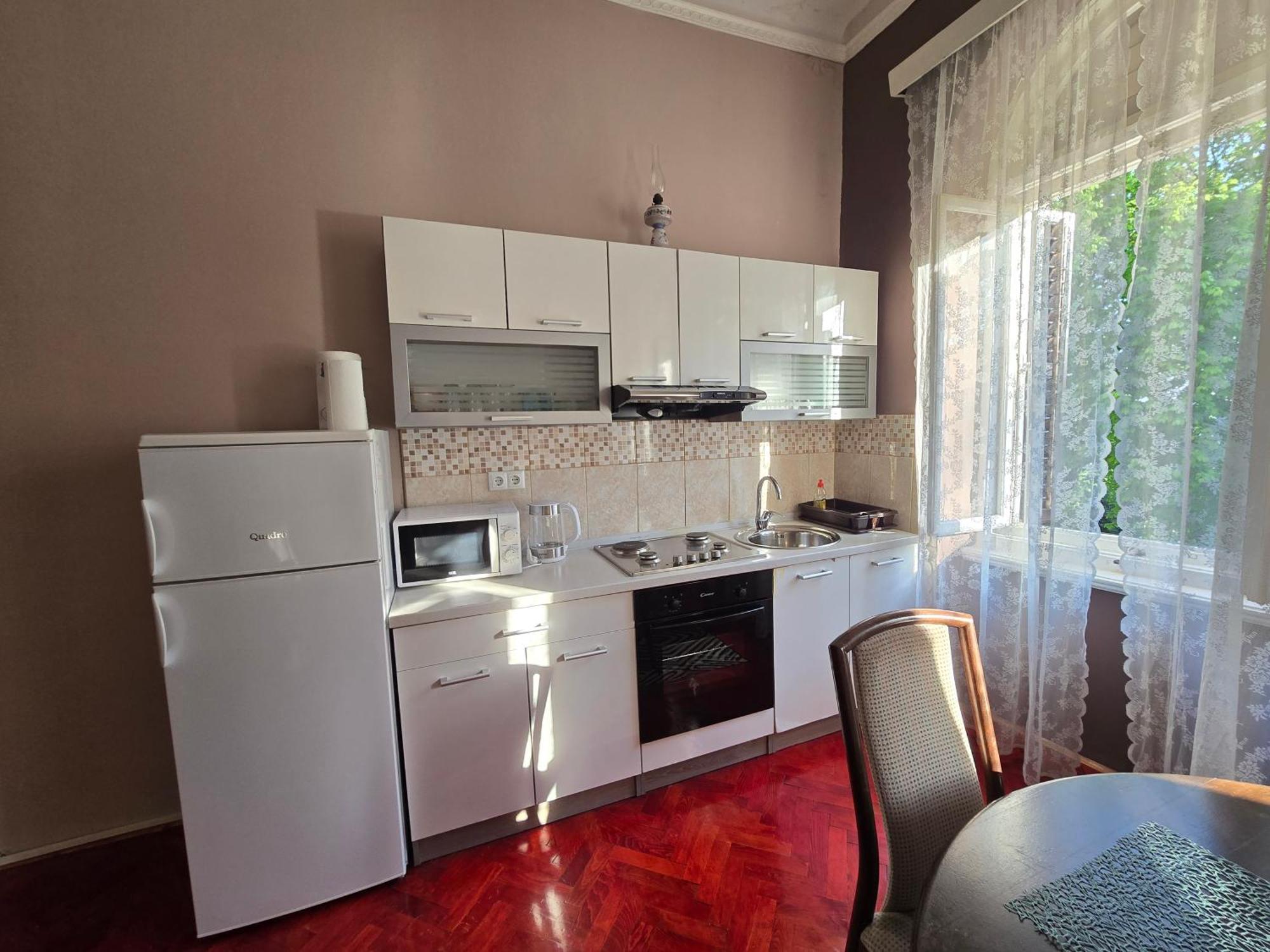 Apartman Prvi Red Do Mora ツリクヴェニツァ エクステリア 写真